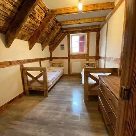 Kocanka W Lesie, Przy Jeziorze W Kaszubskiej Wenecji, Na Gwizdowce