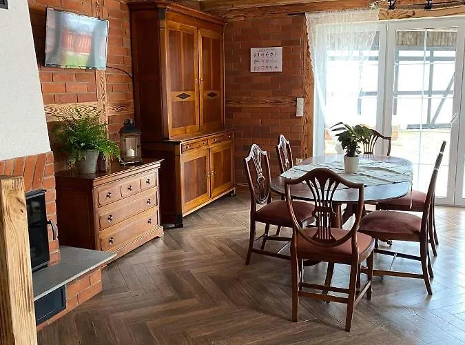 Kocanka W Lesie, Przy Jeziorze W Kaszubskiej Wenecji, Na Gwizdowce Tatil Evi Zalakowo